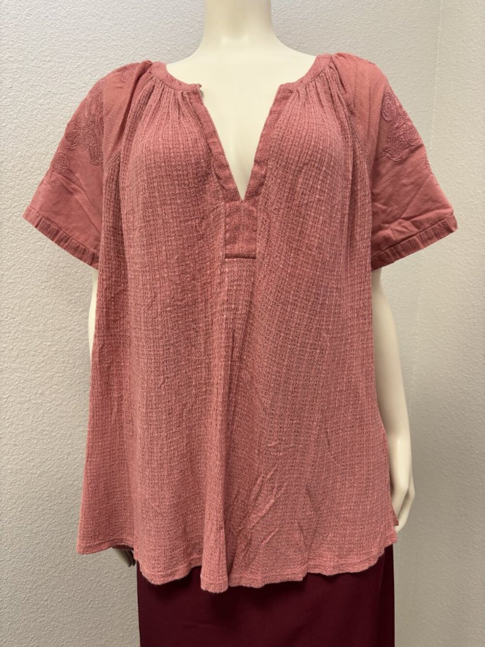 Lucky Brand Women’s XL Dusty Rose Embroidered Floral Sleeve Boho Tunic Top
